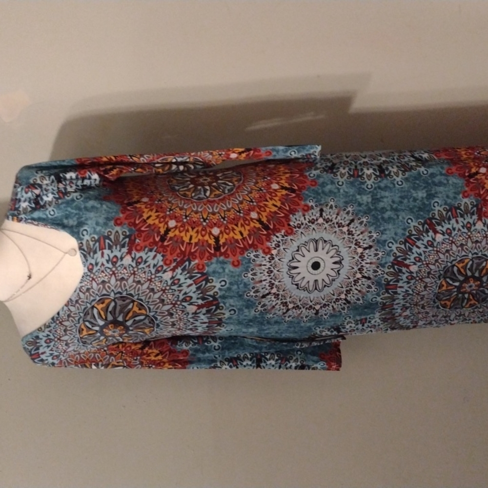 GC women's maxi dress Mandelas all over pockets too in med .only